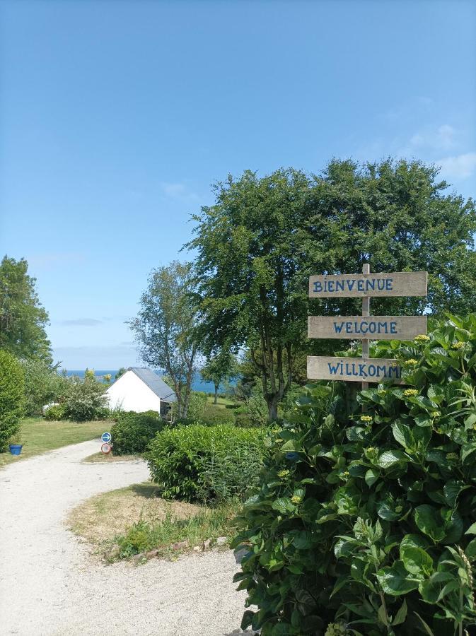 Aire De Camping Car, Caravane, Tente Emplacement Nu Avec Electricite Petit Camping Hotel Plestin les Greves Bagian luar foto